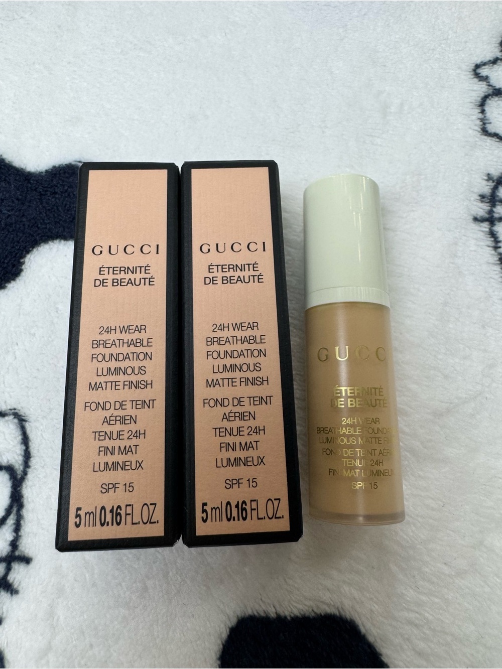 2-PC Gucci 24 Hour Full Coverage Luminous Matte Finish Foundation Mini - 220